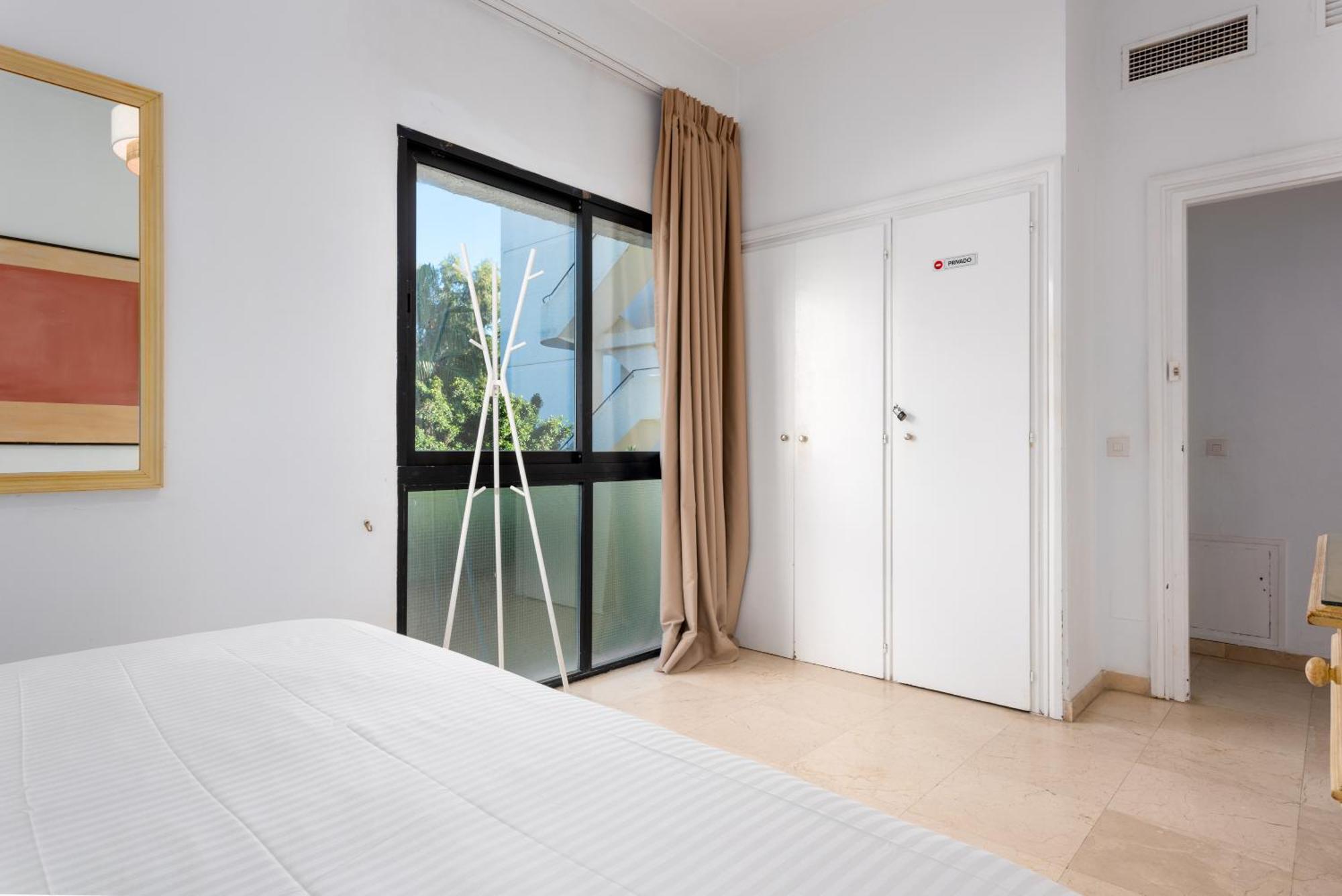2 Bed Sea View In Skol * Marbella