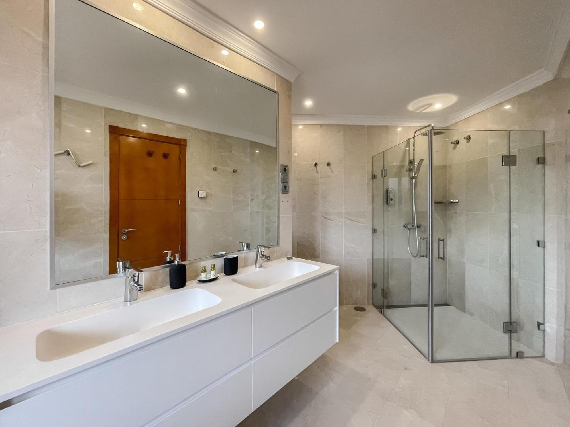 Apartment Aloha Hills Club Luxury Retreat Pools Gym