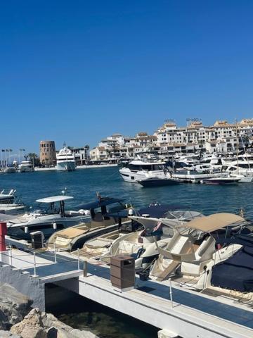 Apartment Urb. La Alcazaba, Puerto Banus / Marbella