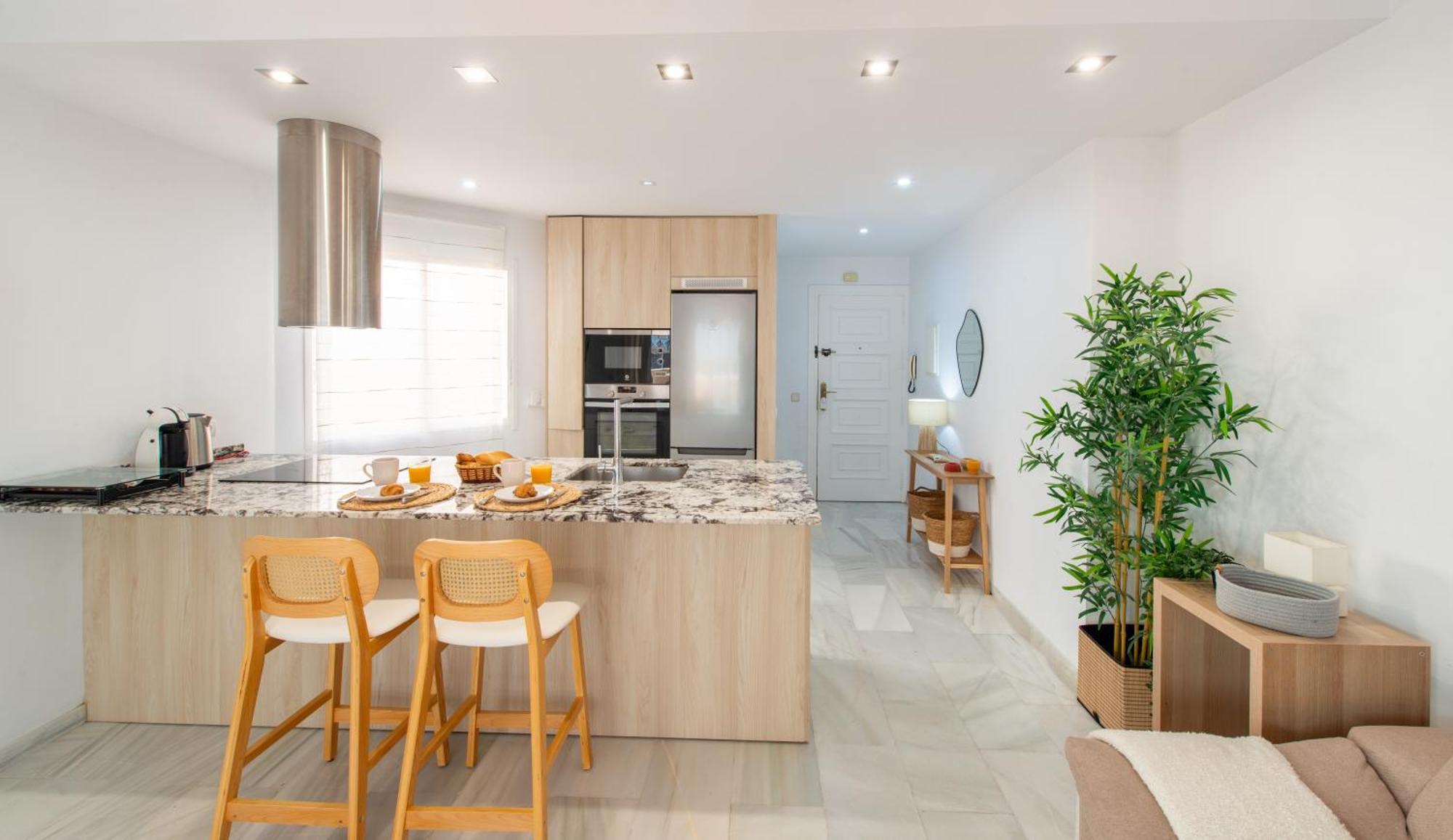 Penthouse With Terrace In Marbella- Costa Del Sol