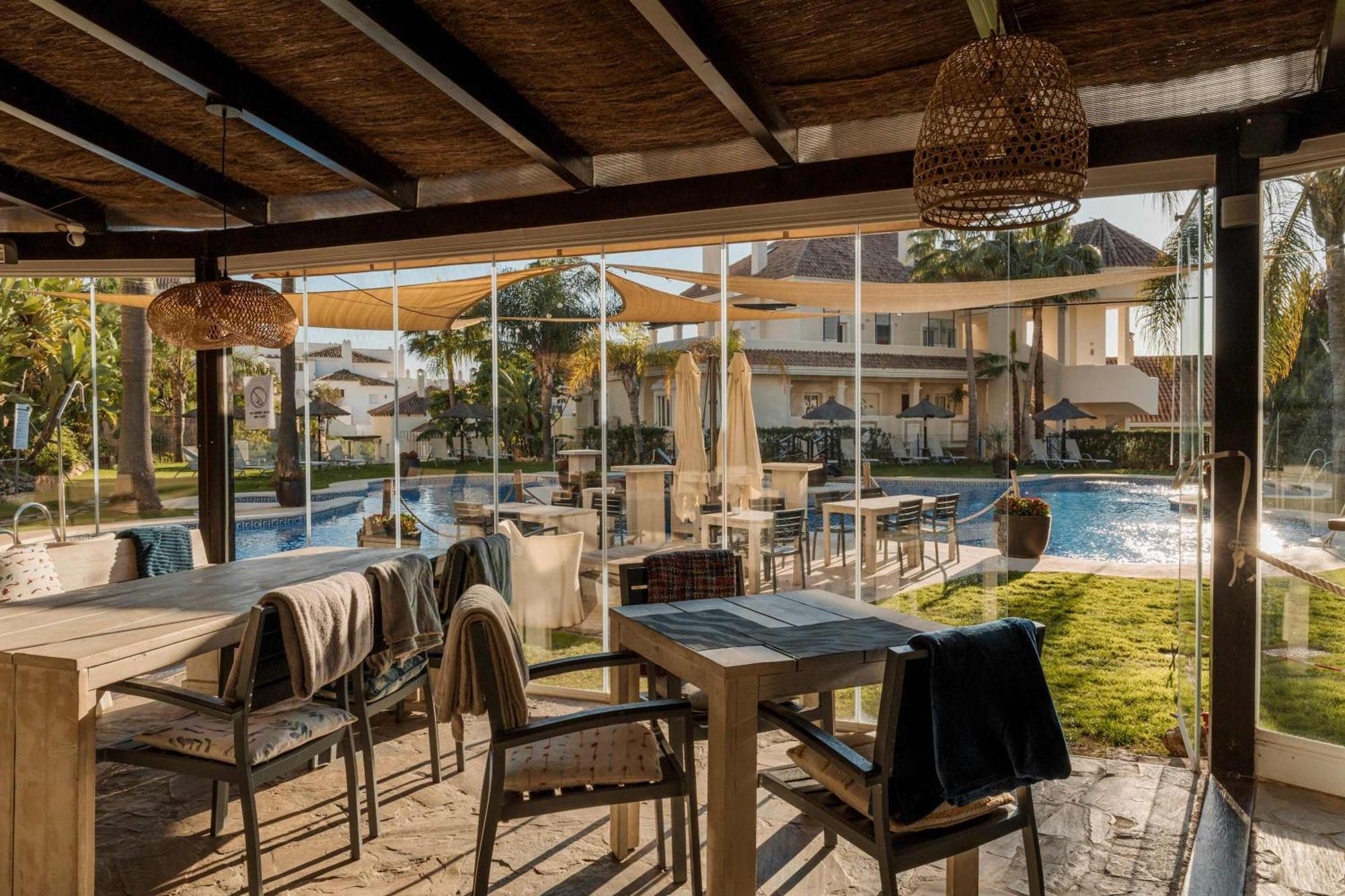Aloha Hills Club Luxury Retreat Pools Gym Apartment *
