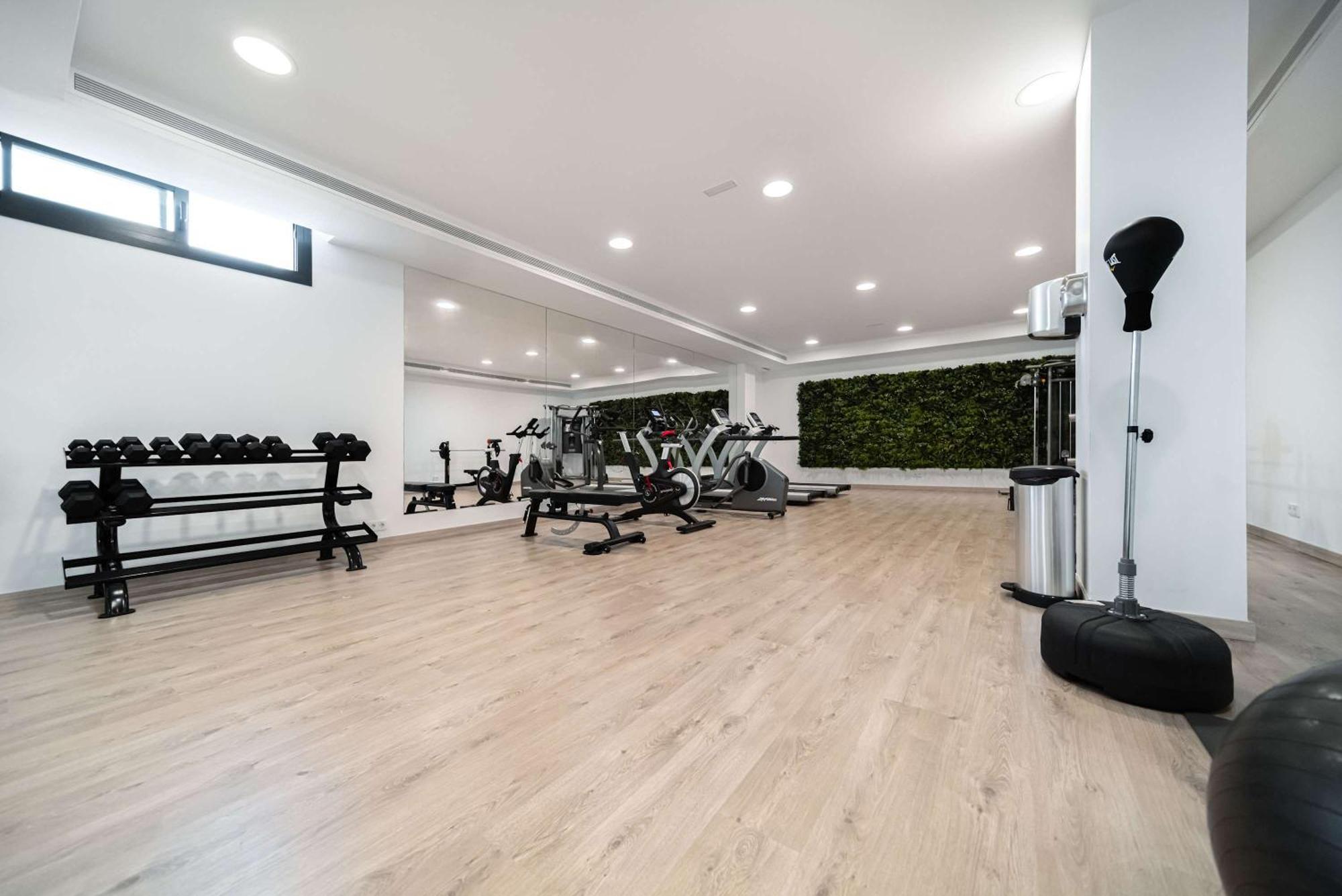 Apartment Casa Sol Luxury Rooftop Penthouse Gym Pools Marbella