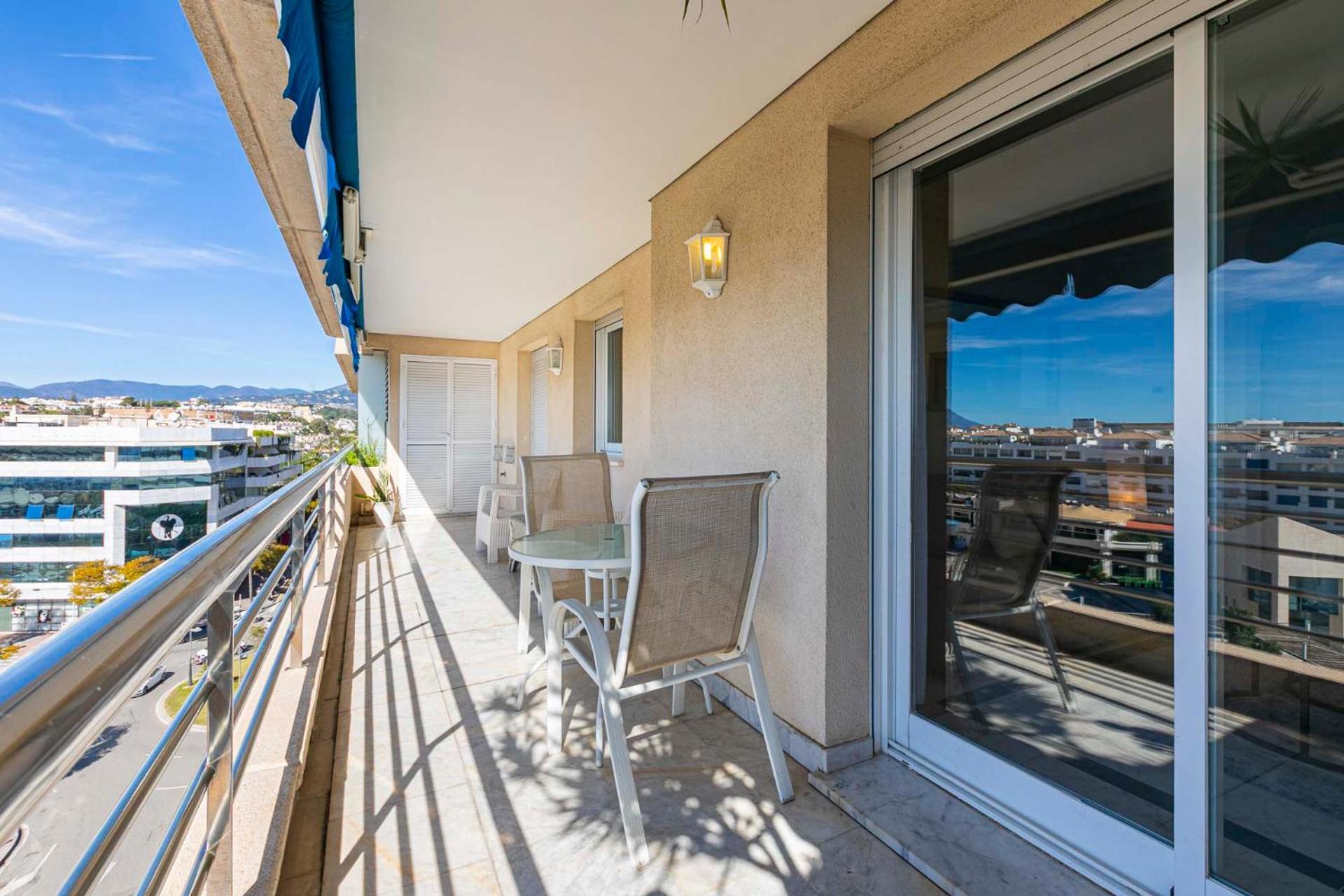 Apartment Puerto Banus, Marina Banus, 2br, 2bth, Seaviews And Parking Marbella