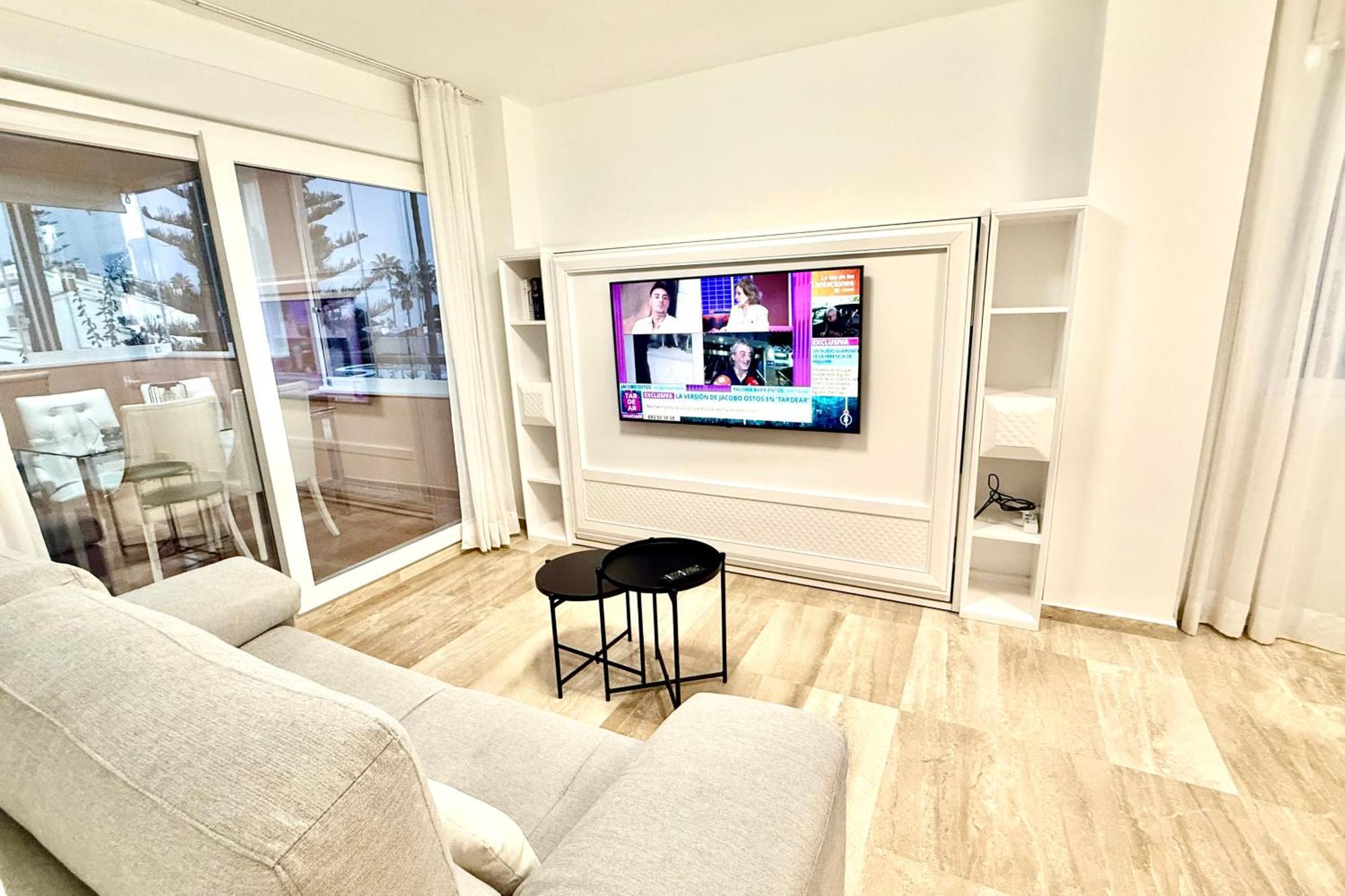 Apartment Alicate Beachfront - Luxury Apartment-1