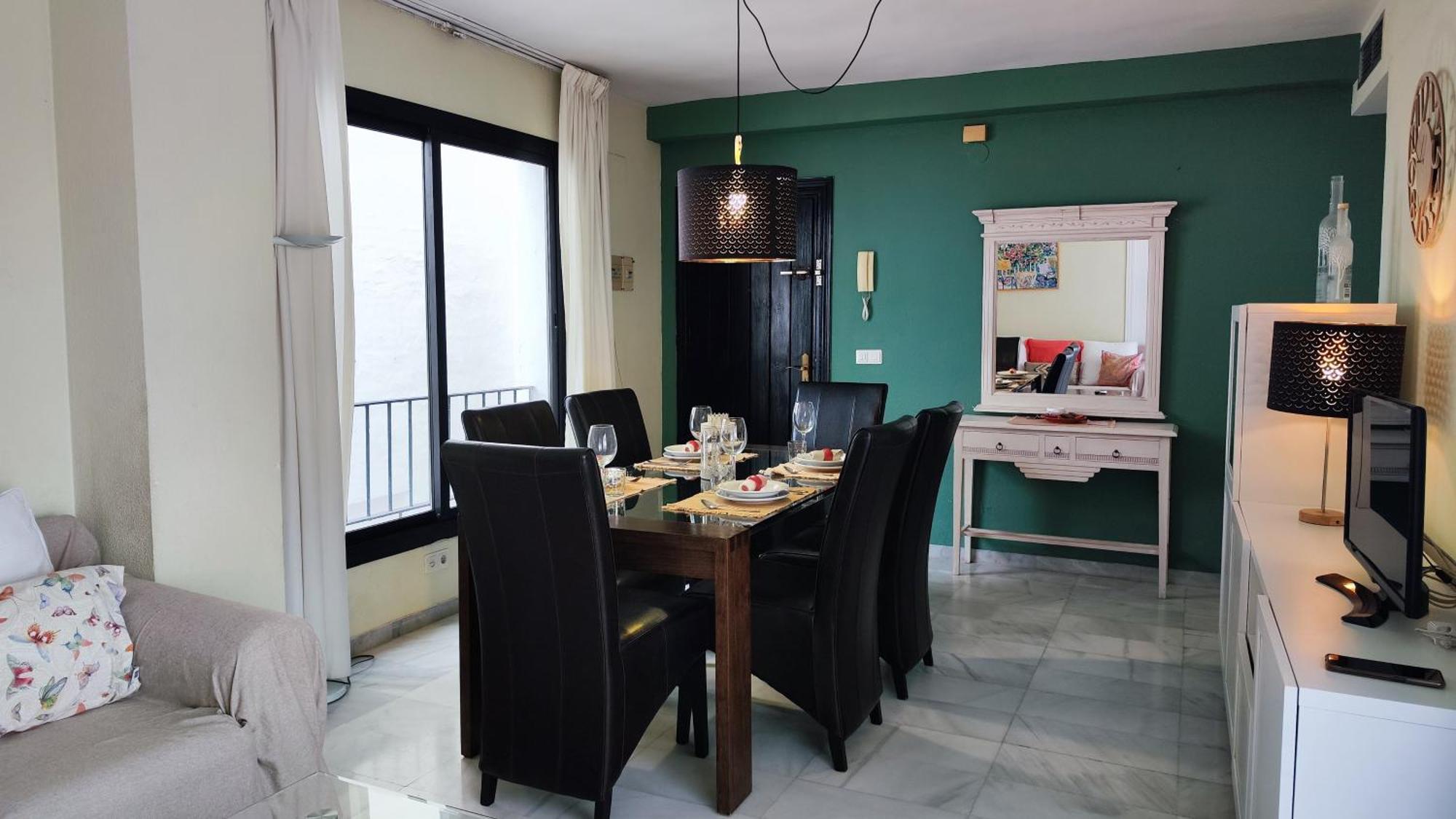 Apartment Jardines Del Puerto 2 Bed Marbella