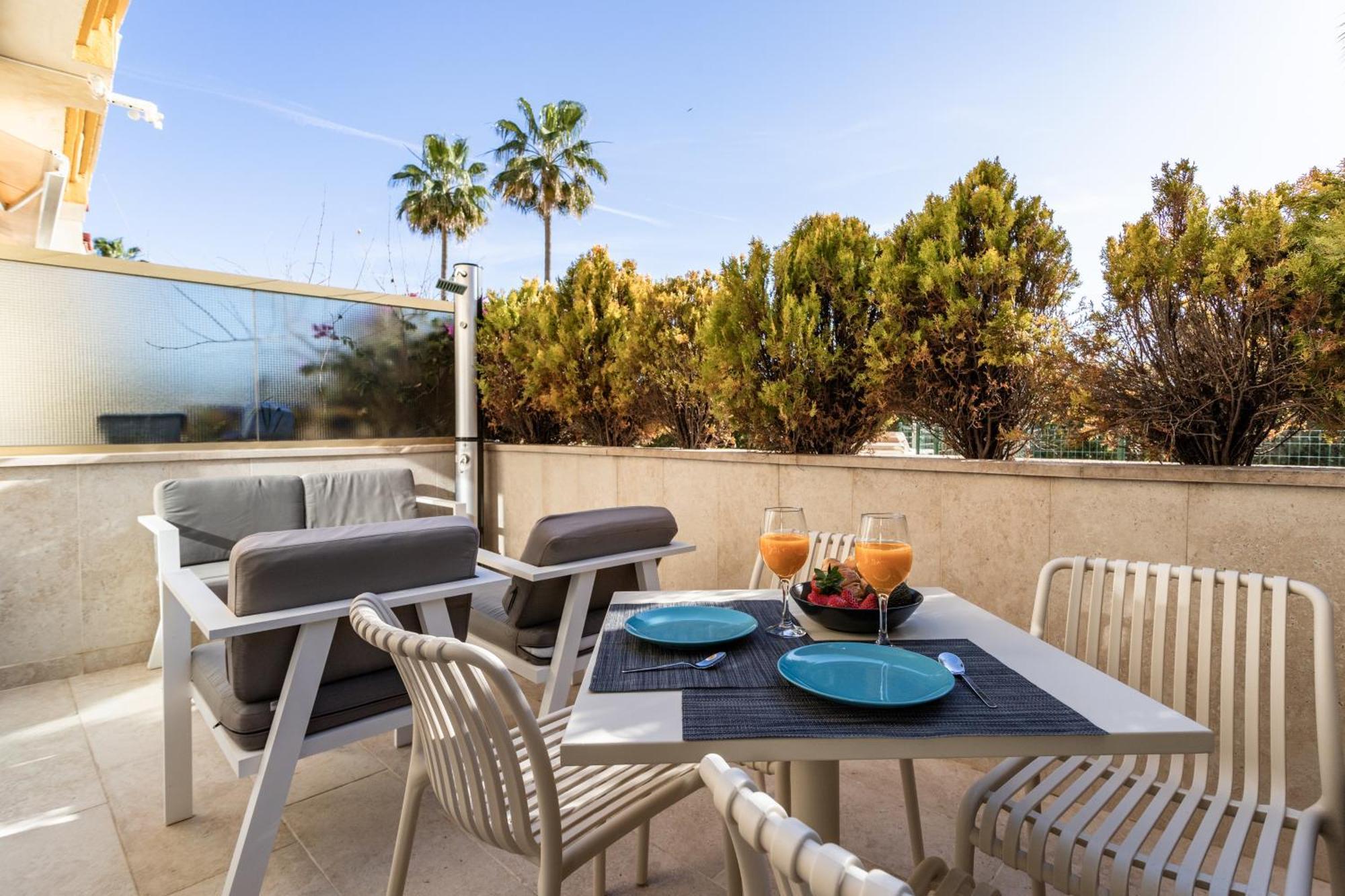 2 Estudios En La Romana Playa, Uno Con Vista Parcial Mar Y Otro Vista A La Piscina Apartamento *