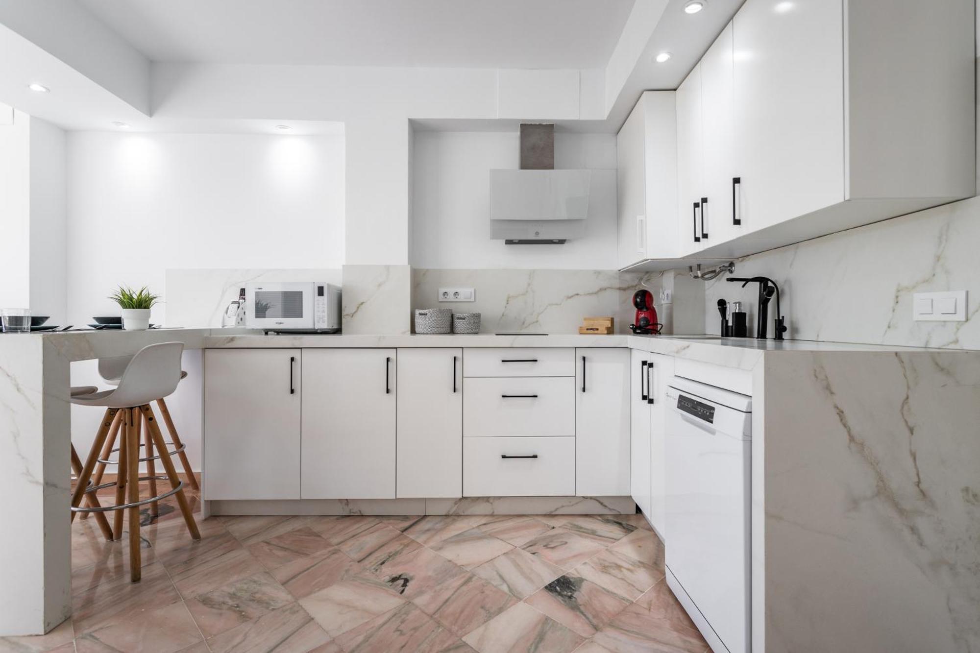 Apartamento 2 Estudios En La Romana Playa, Uno Con Vista Parcial Mar Y Otro Vista A La Piscina Marbella