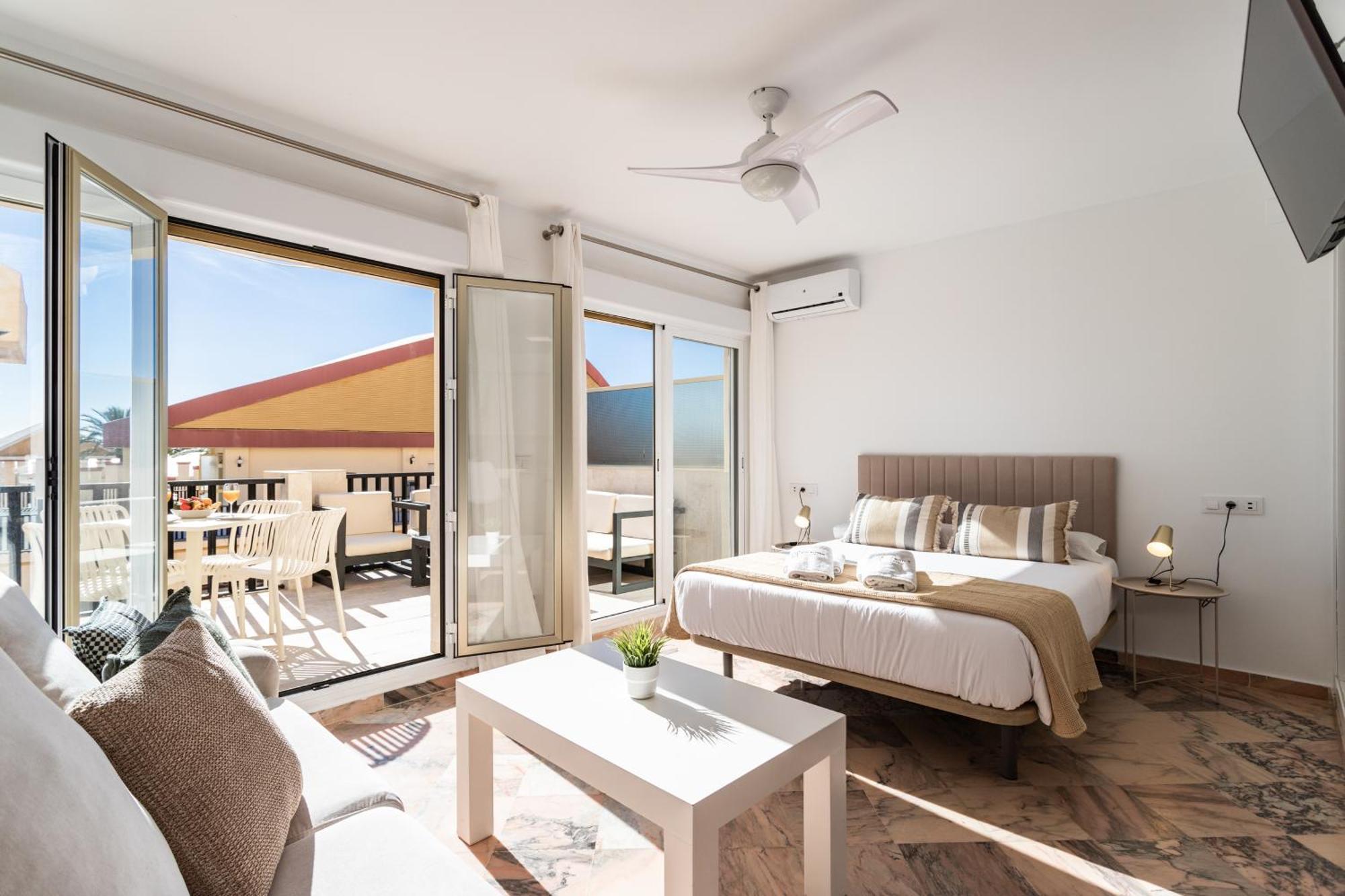 2 Estudios En La Romana Playa, Uno Con Vista Parcial Mar Y Otro Vista A La Piscina Marbella