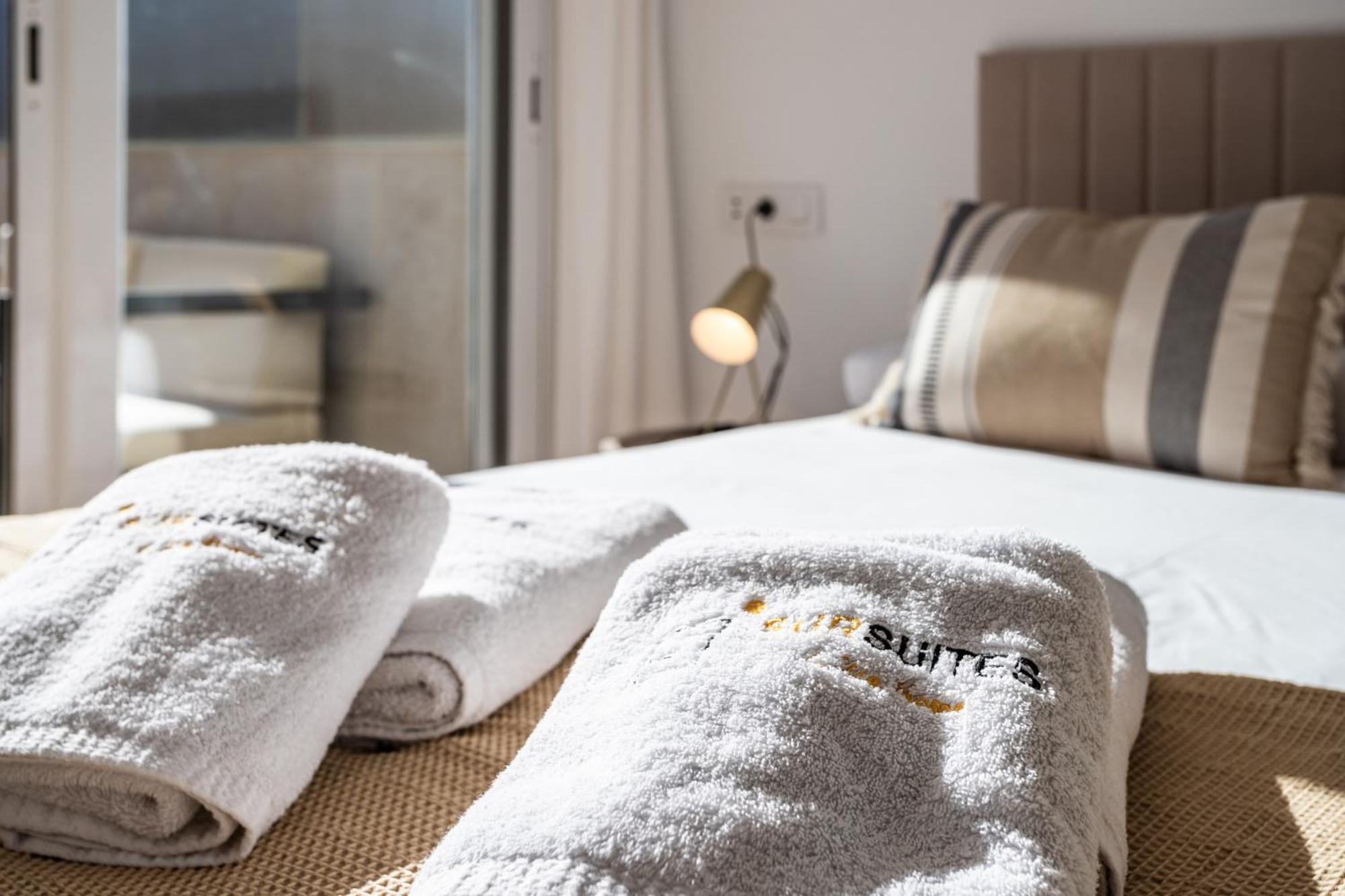 Apartamento 2 Estudios En La Romana Playa, Uno Con Vista Parcial Mar Y Otro Vista A La Piscina *