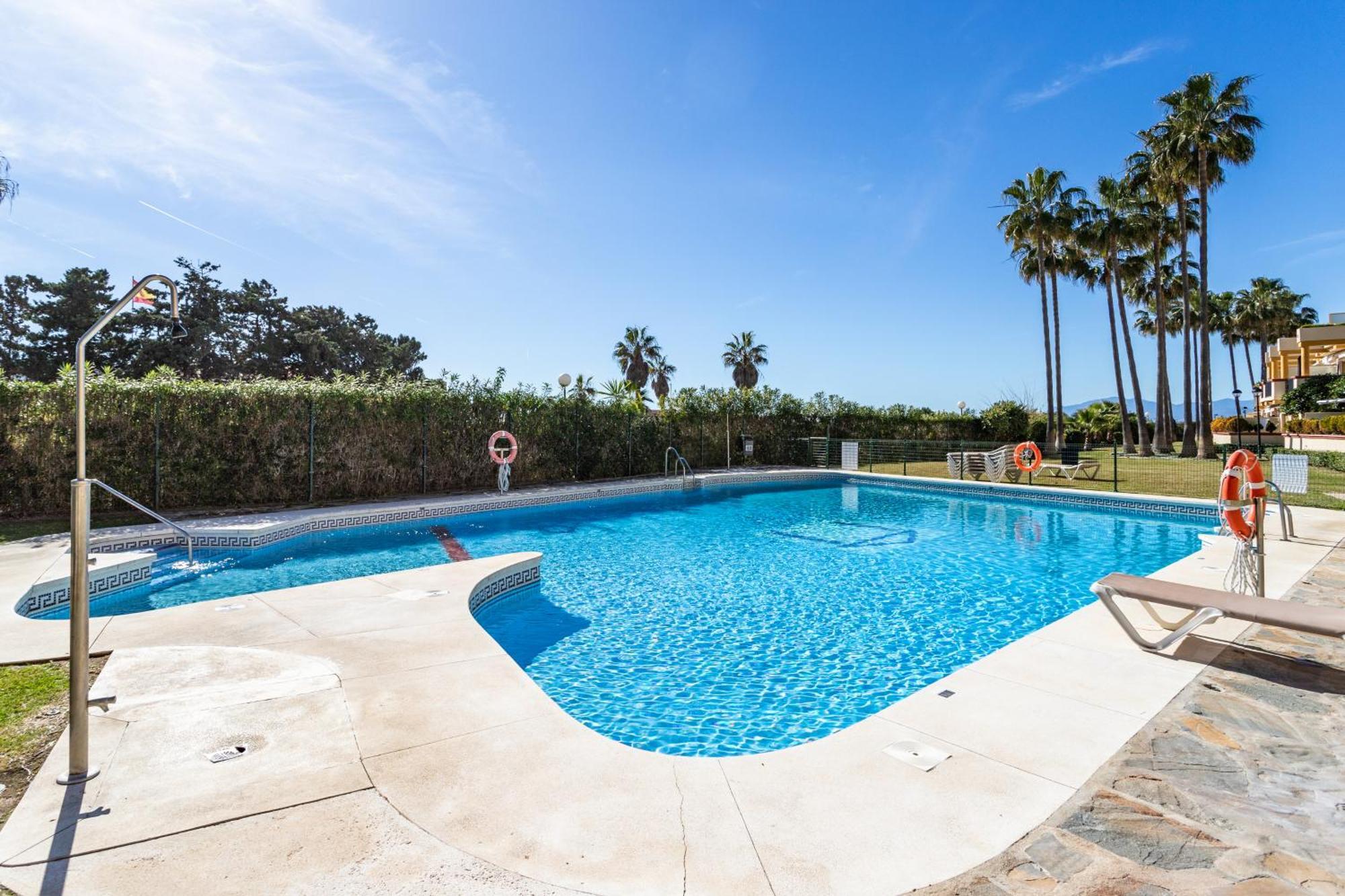 Apartamento 2 Estudios En La Romana Playa, Uno Con Vista Parcial Mar Y Otro Vista A La Piscina Marbella