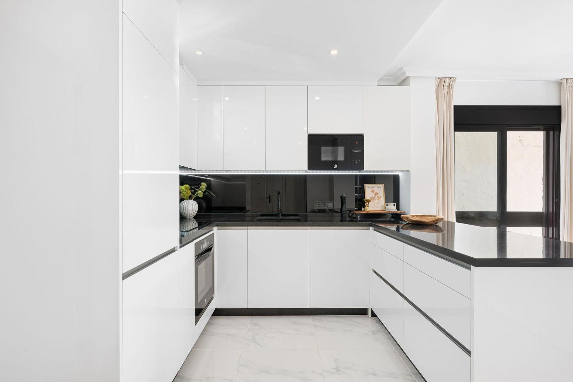 La Maestranza - Luxury Renovated Apartment Marbella