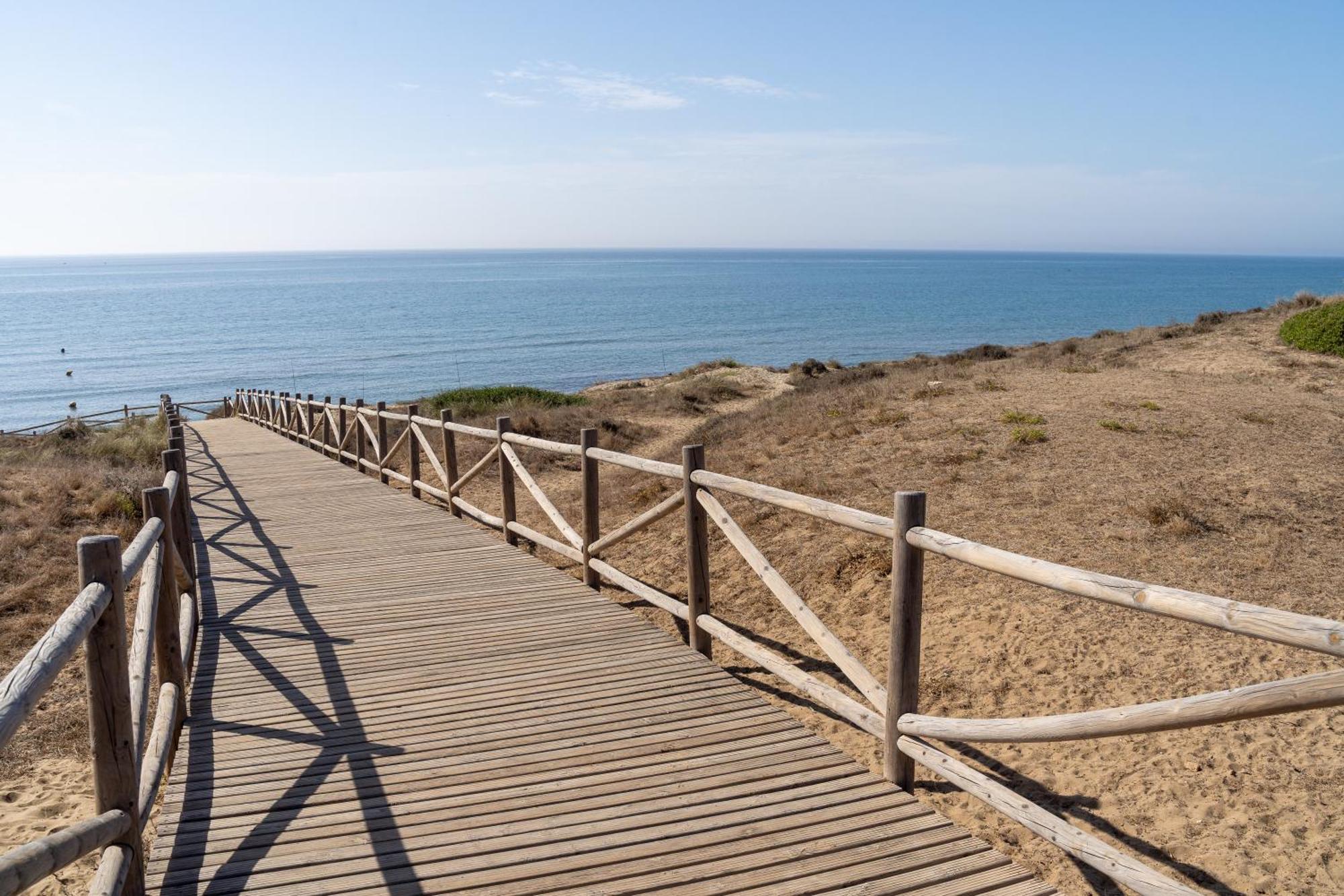 Apartment Beachfront Puerto Cabopino Marbella