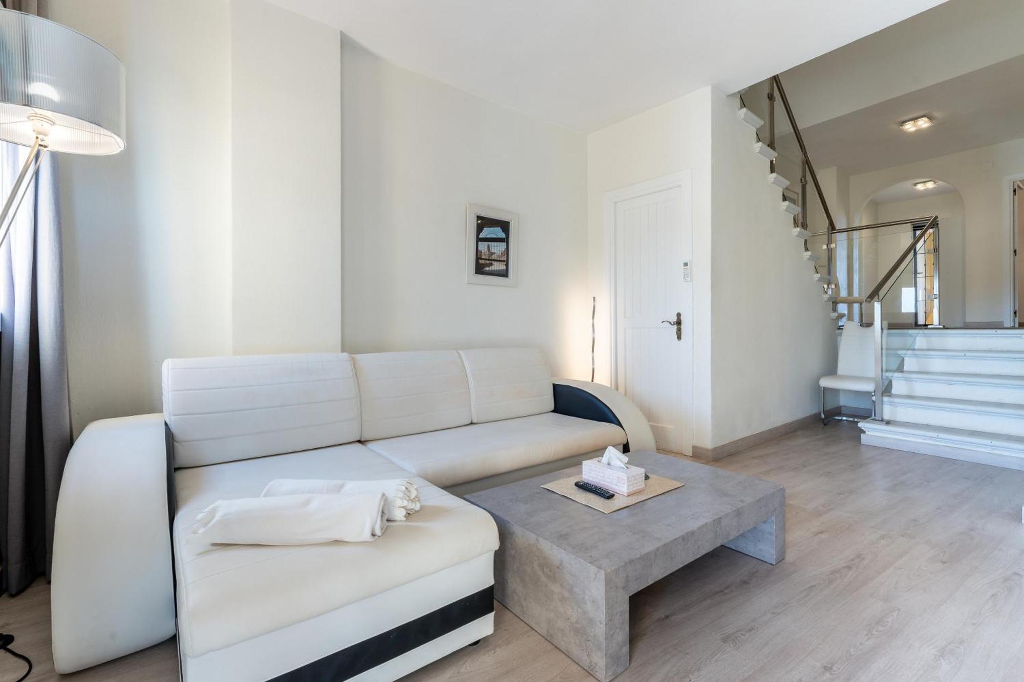 Beachfront Puerto Cabopino Appartement *