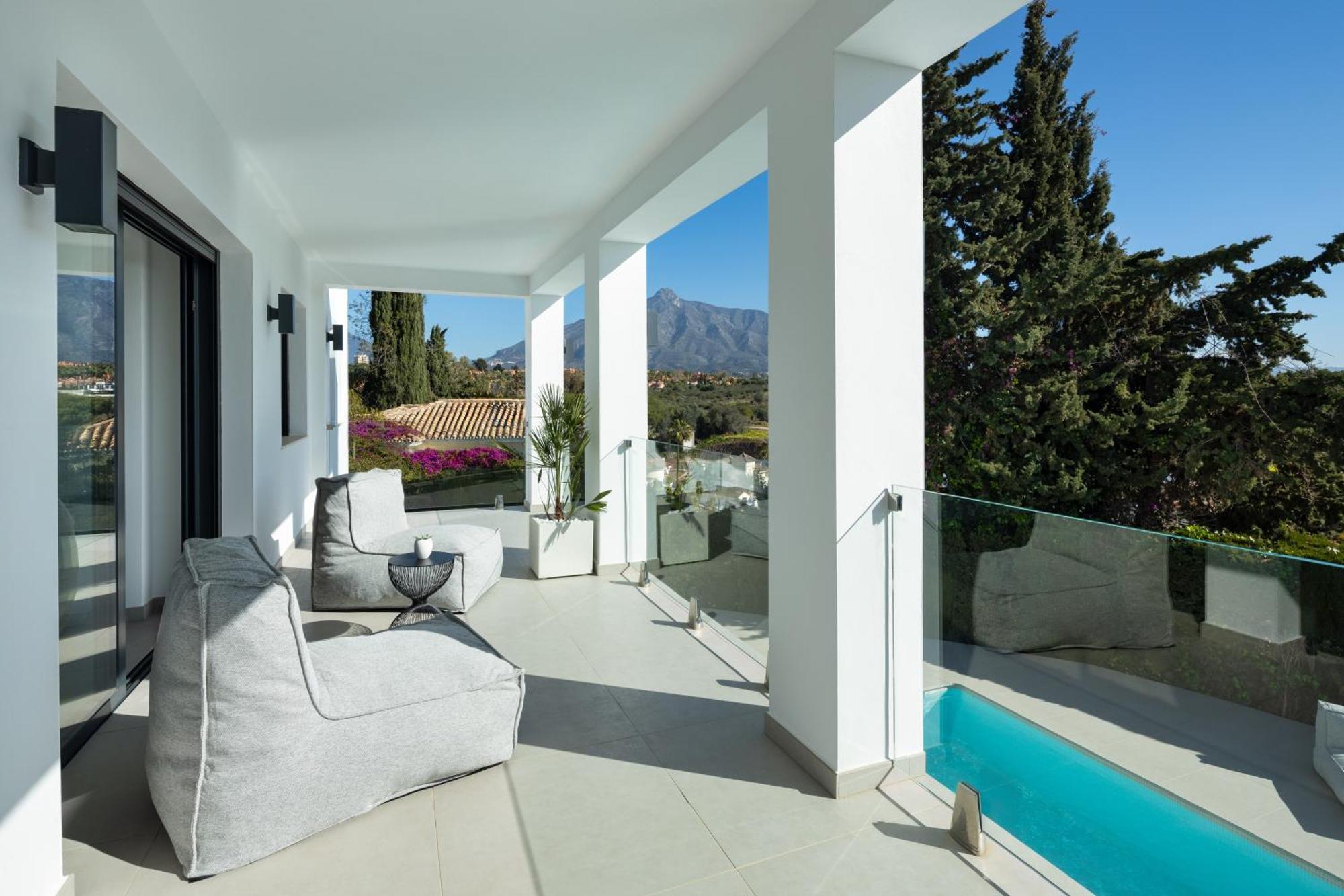 Angelique, 5 Bdr With Private Pool In Puerto Banus * Marbella