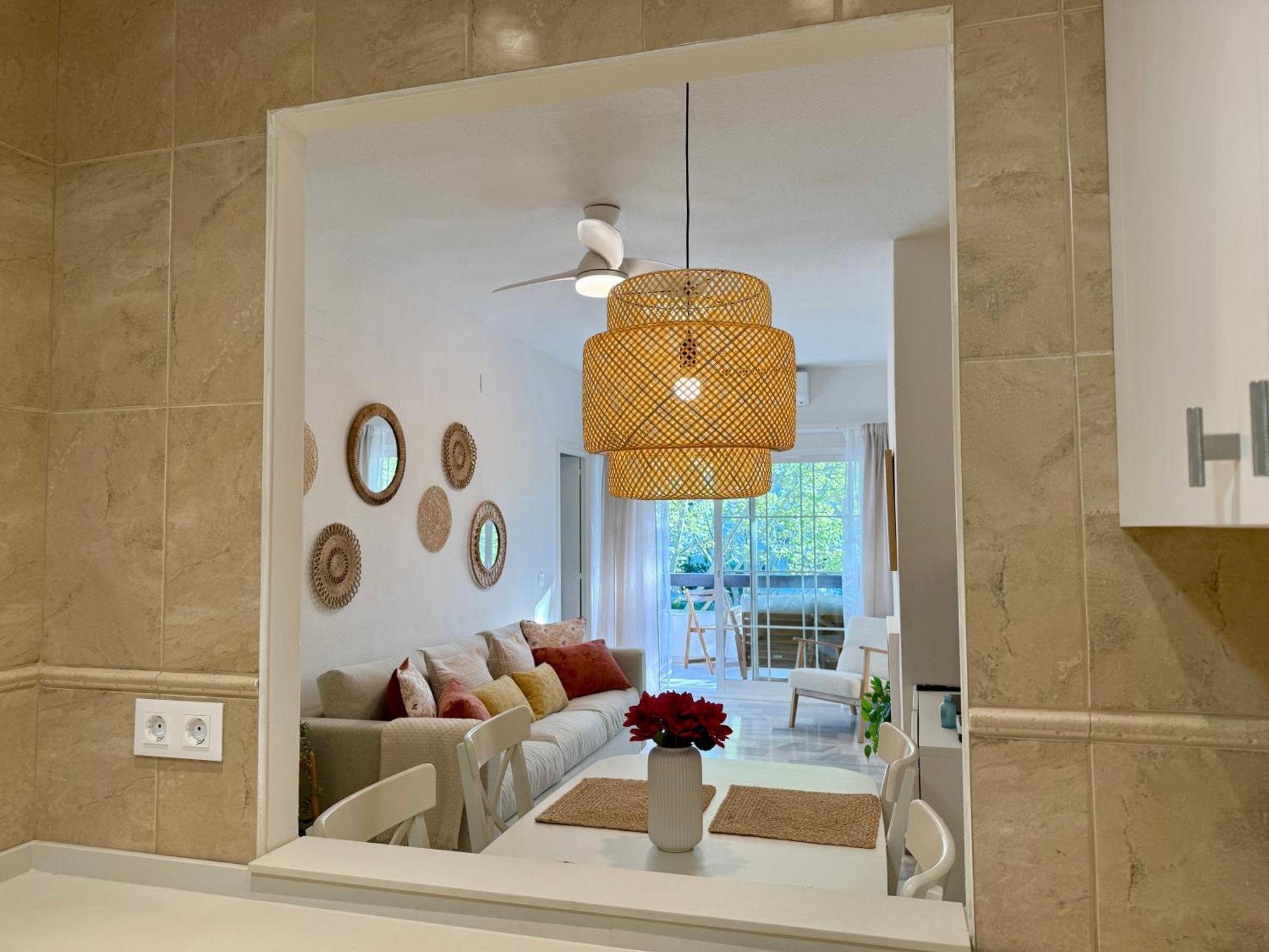 Golden Mile La Carolina - Eaw Homes Apartment *
