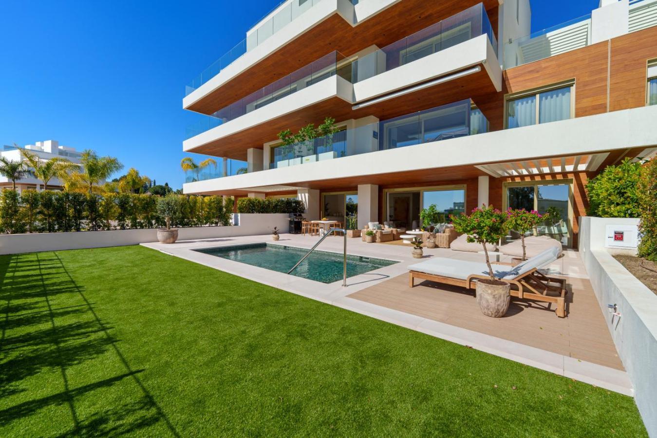 Apartment Benalus 4-bedroom Duplex In Golden Mile *