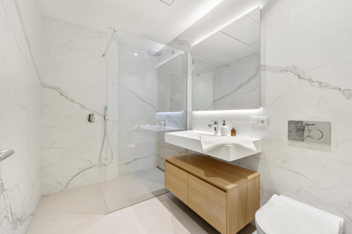 Benalus 4-bedroom Duplex In Golden Mile Marbella