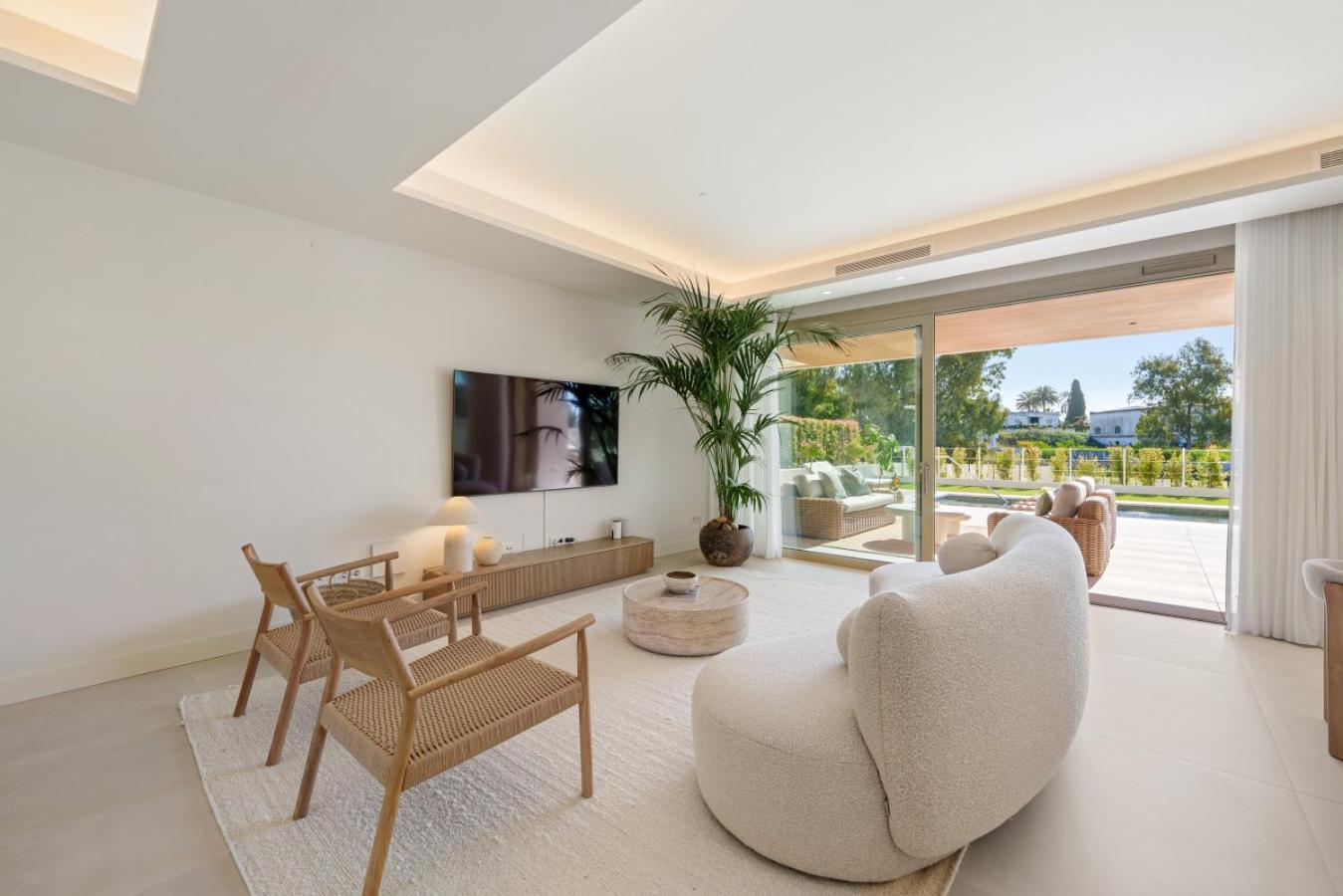 Apartment Benalus 4-bedroom Duplex In Golden Mile *