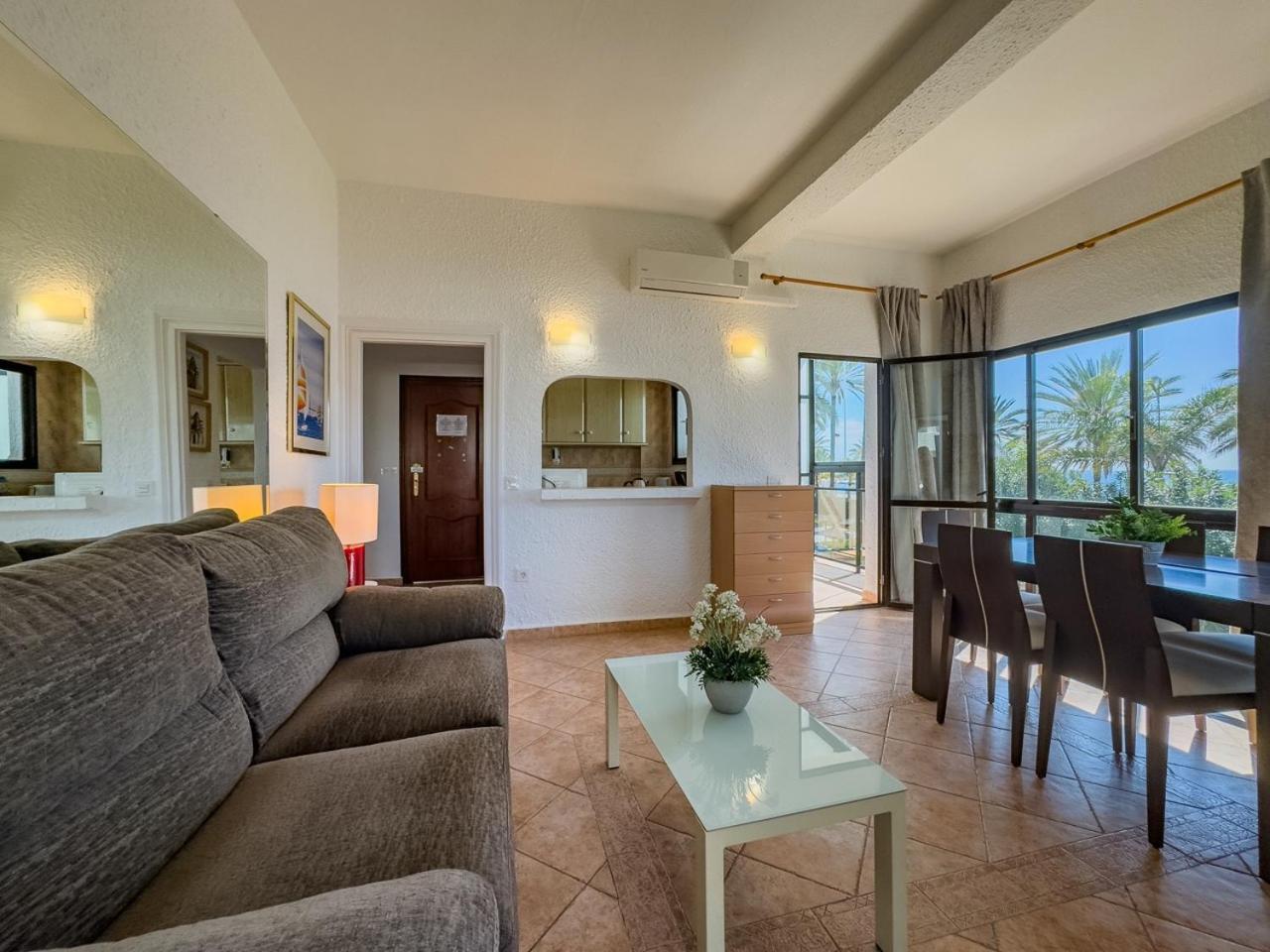 Apartment Skol 134 C - 1 Bedroom Marvellous Sea Views