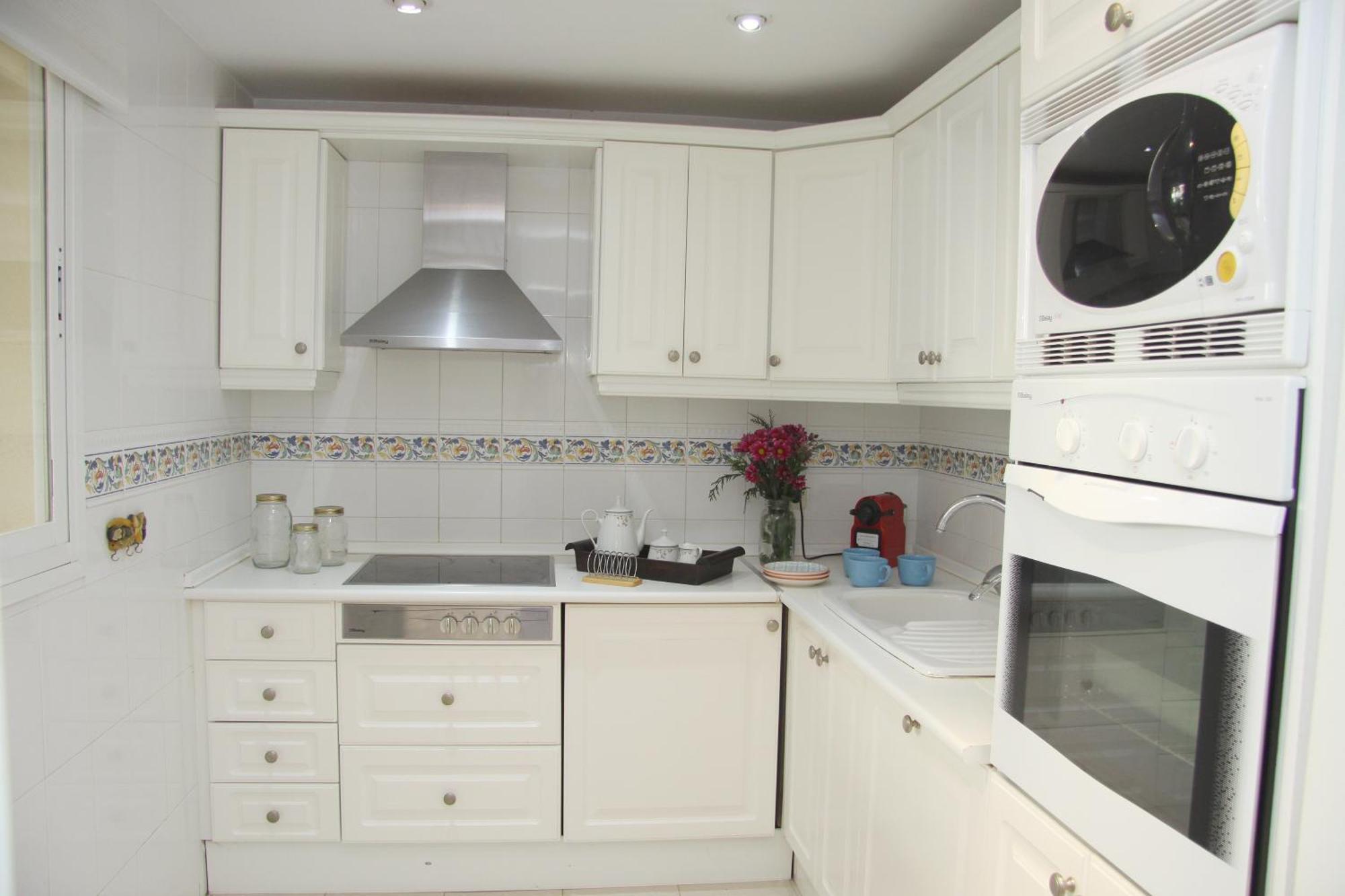 Hacienda Playa Elviria 300 M Playa,jardin , 2 Hab ,marbella Marbella