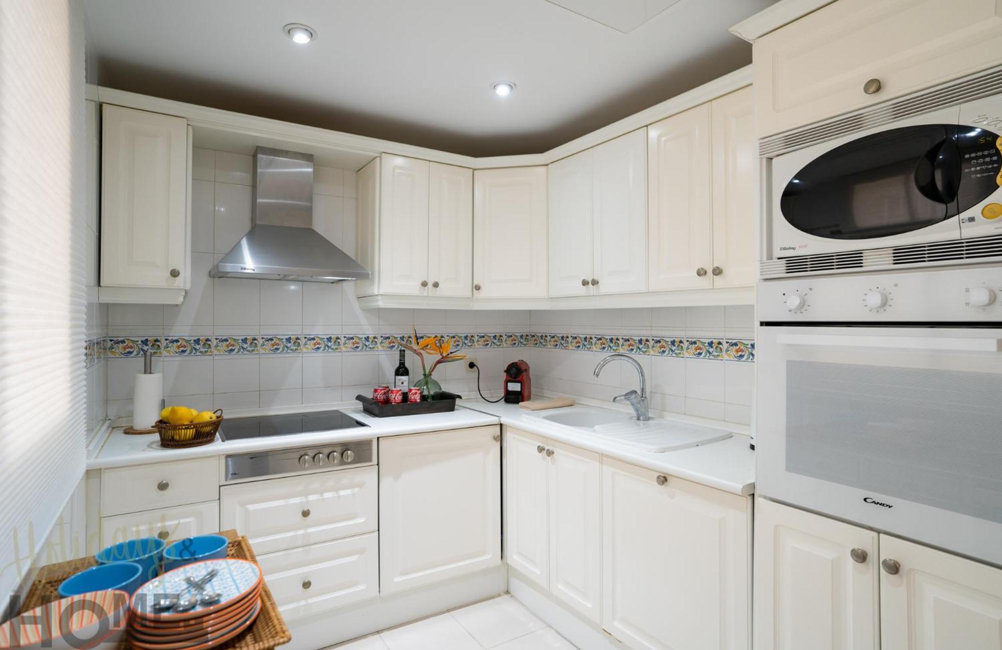 Apartamento Hacienda Playa Elviria 300 M Playa,jardin , 2 Hab ,marbella