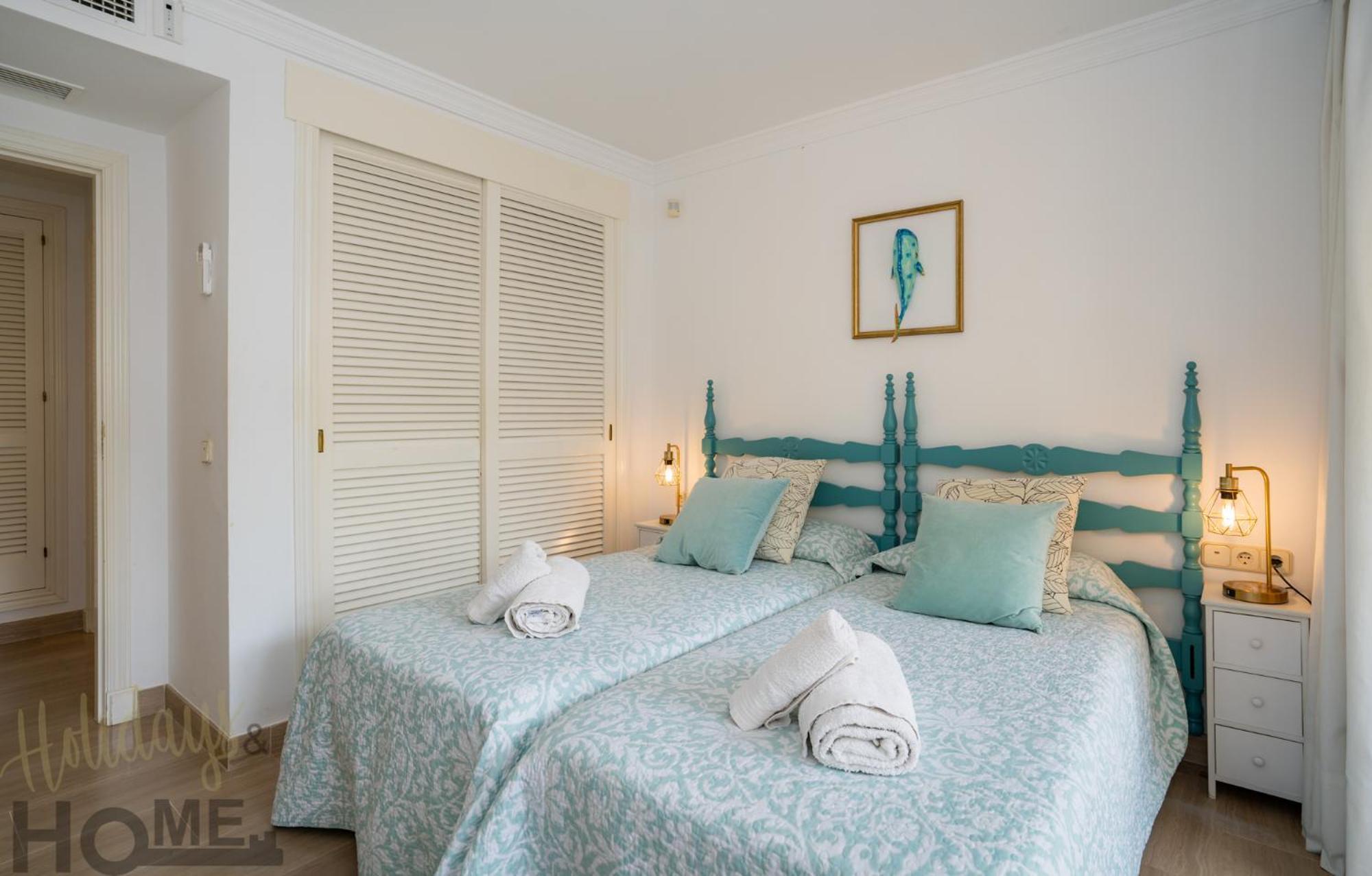 Apartamento Hacienda Playa Elviria 300 M Playa,jardin , 2 Hab ,marbella *