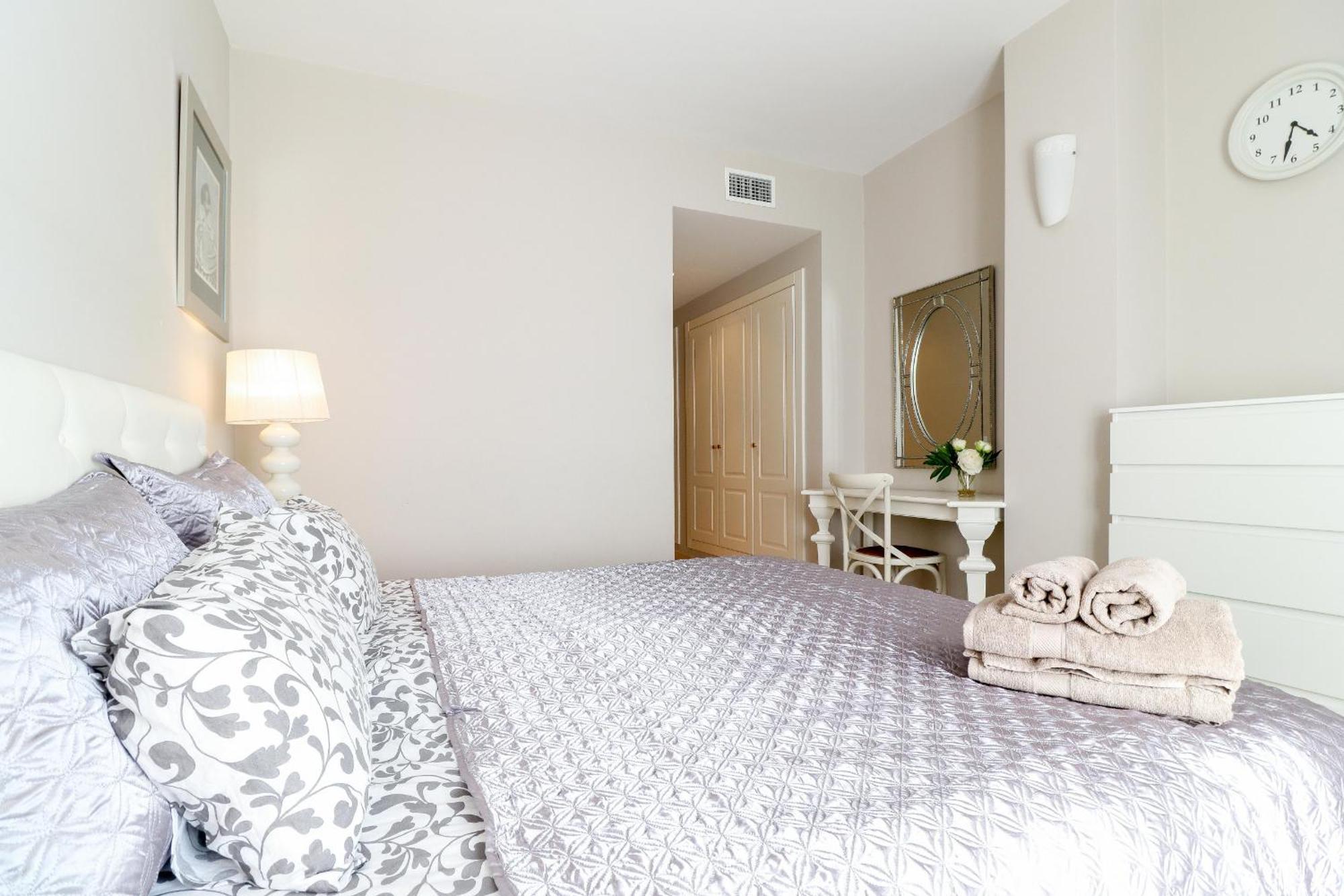 La Goleta - San Pedro Beachside, 200m Apartment Marbella