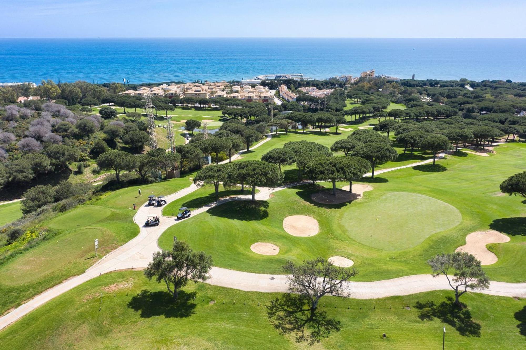 3070 Cabopino Luxury Apartment *