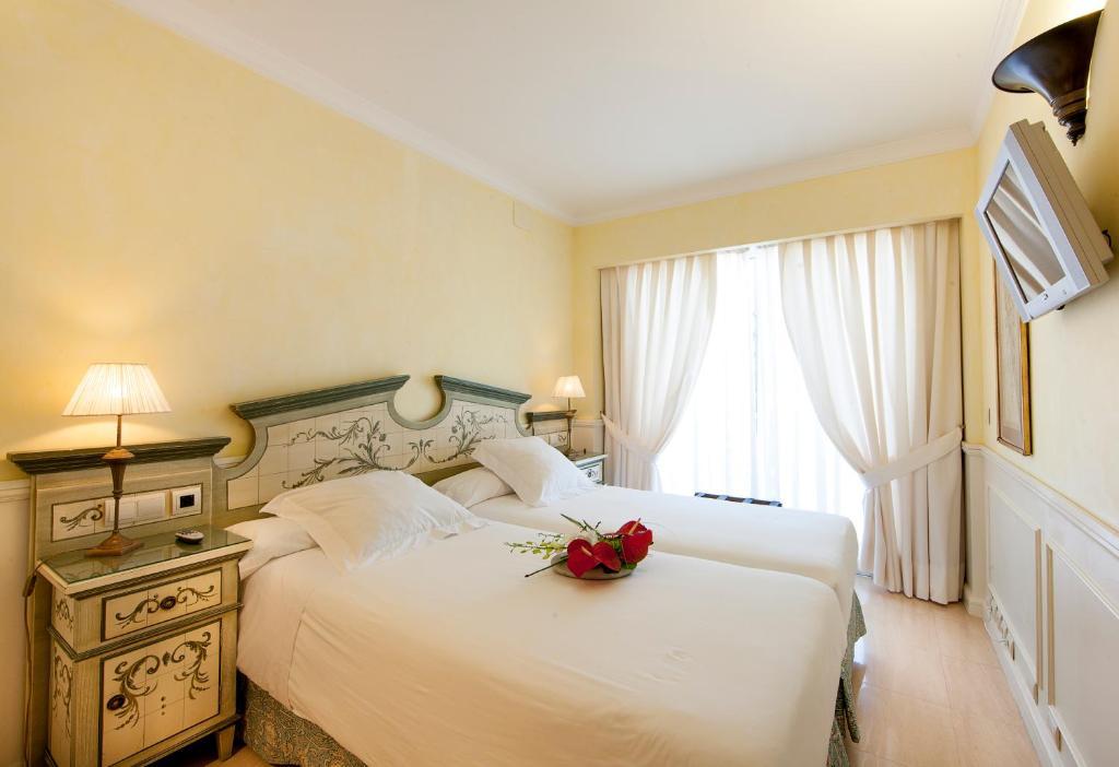 Guadalpin Boutique Apartment