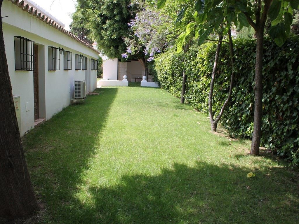 Luxurious In With Swimming Pool Villa *