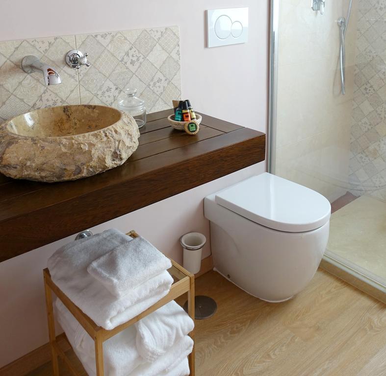 Total (adults Only) Apartment *