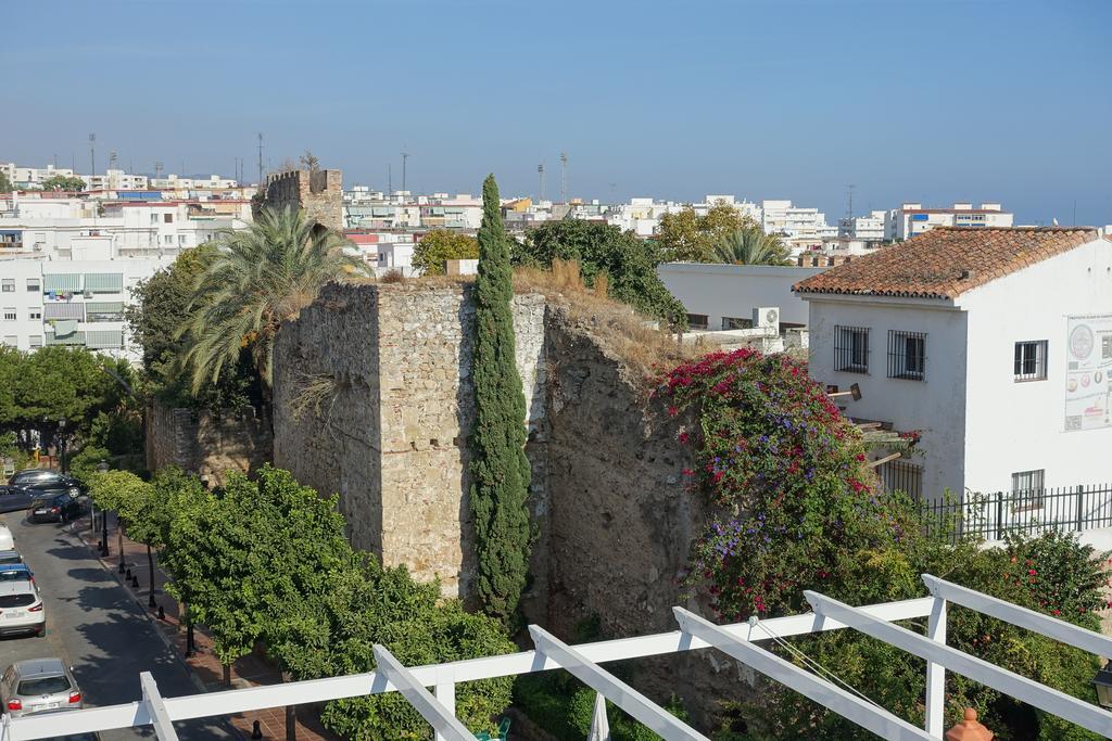 Total (adults Only) Apartment *