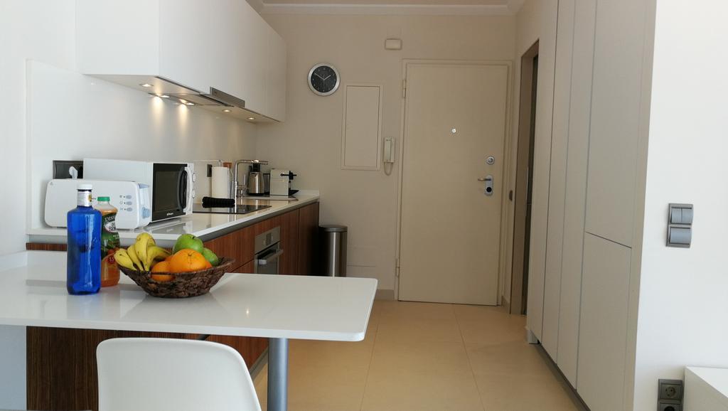Luxury Views Apartment *