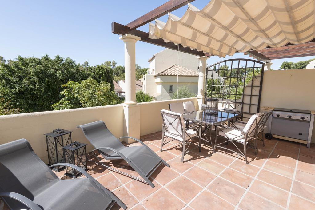 Vacation I Nueva Andalucia Golf Getaway Apartment Marbella