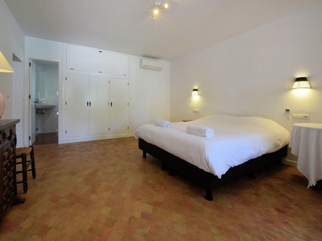 Villa Luxurious In With Swimming Pool Marbella