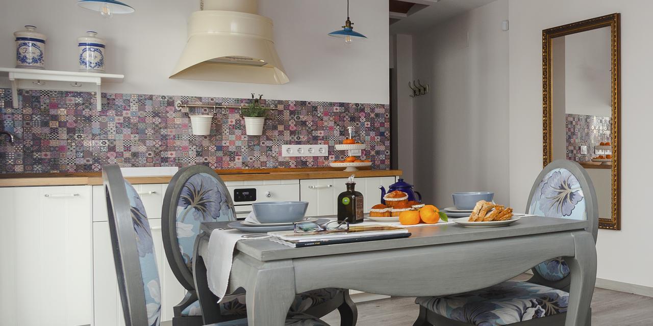 Total (adults Only) Apartment *