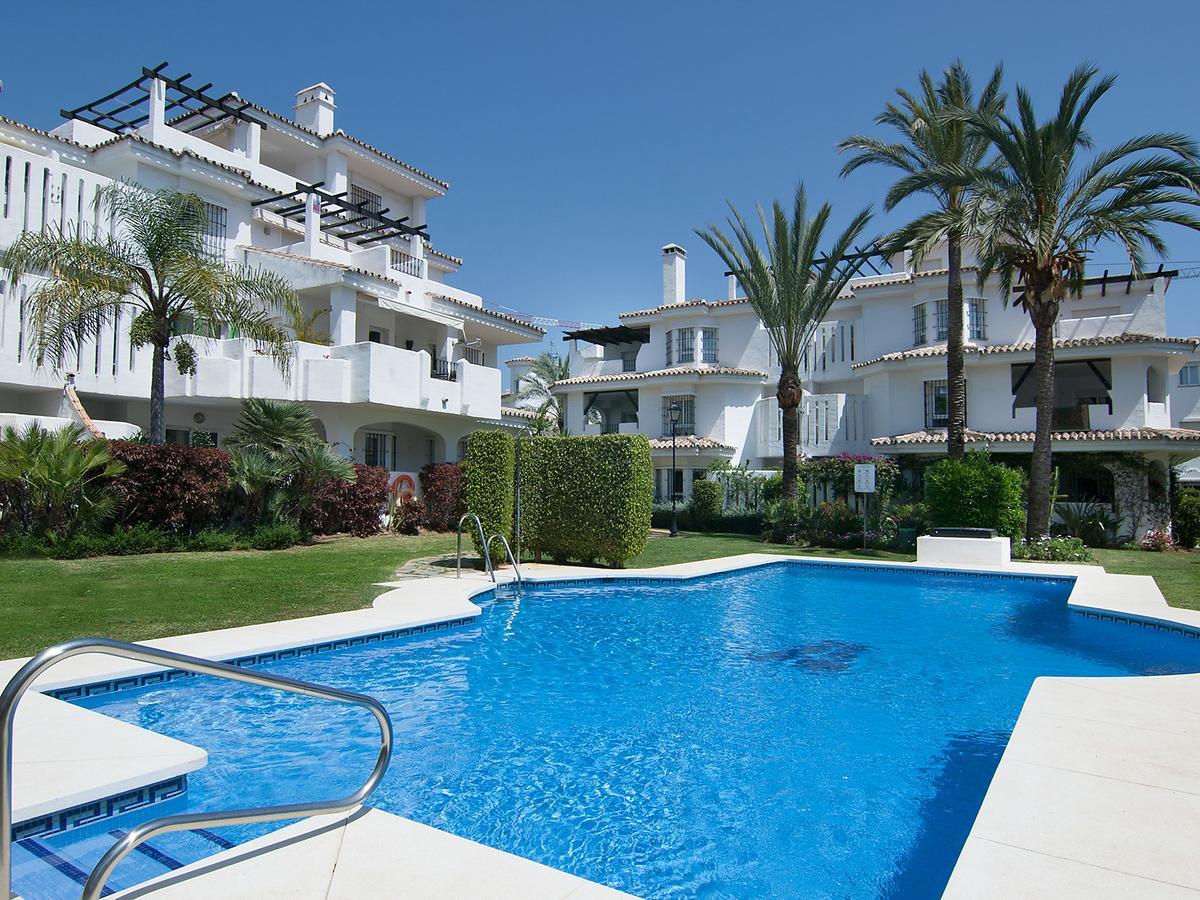 Apartment Naranjos Marbella