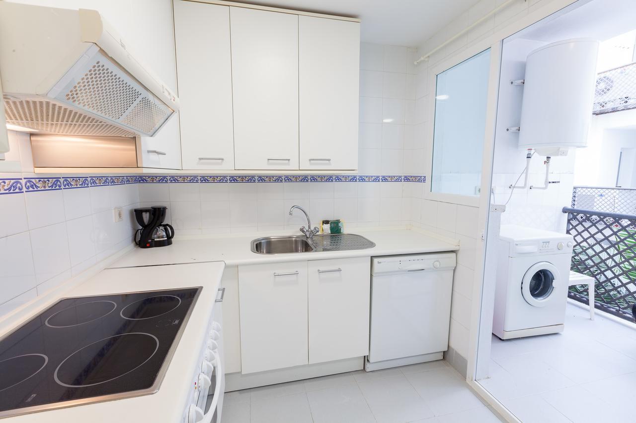 Vacation I Puerto Banus Apt, 24-7 Security, A Minute From The Marina, The Sea And Luxury Shopping Appartement