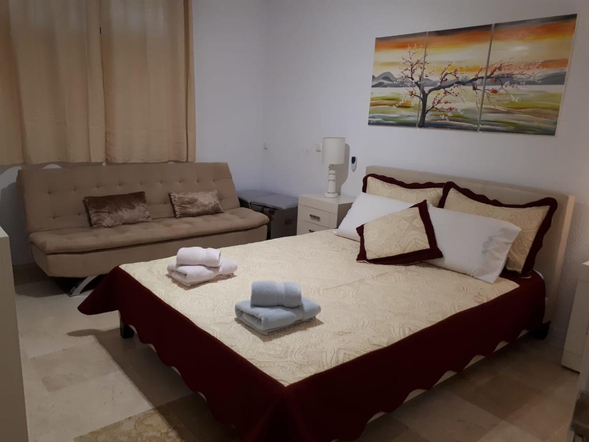 2000 Elegant * Marbella