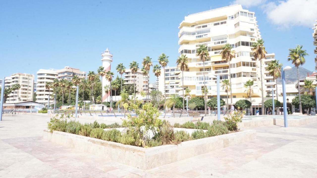 Spacious 3 Bedroom 2nd Line Center * Marbella