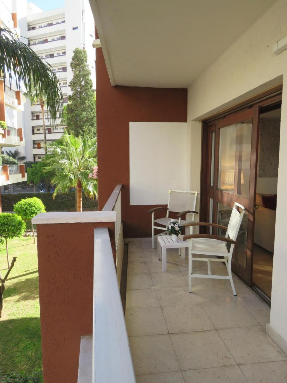 Alhambra Apartment *