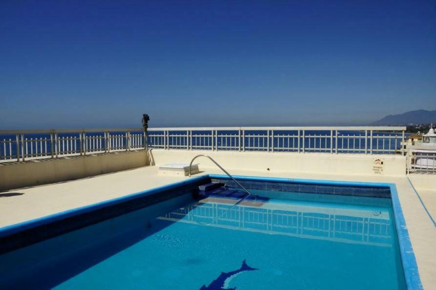 2000 Elegant Apartment Marbella