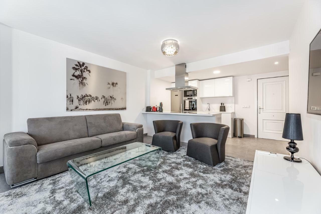 Apartamento By Riva - Luxurious, Exclusive 2 Bedroom Inside Puerto Banus *