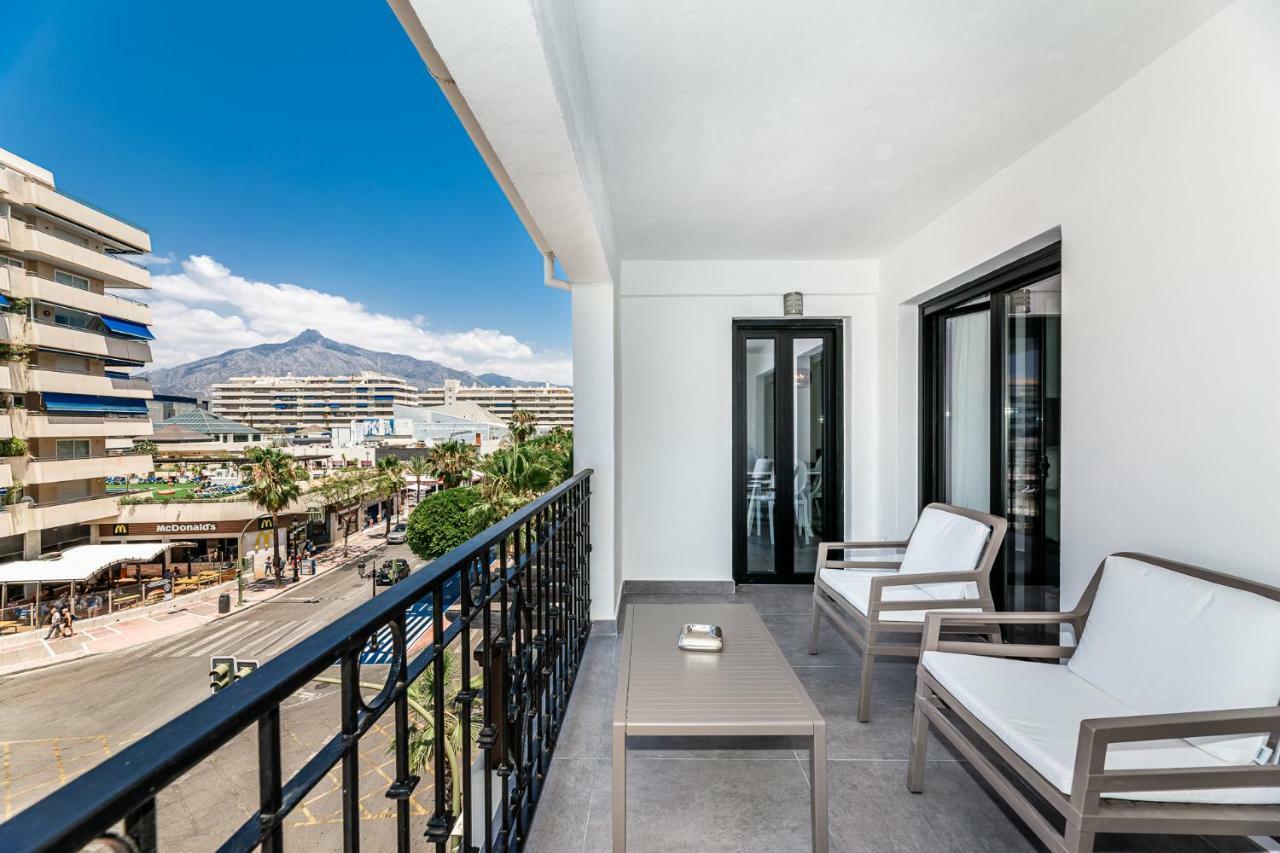 By Riva - Luxurious, Exclusive 2 Bedroom Inside Puerto Banus Apartamento *