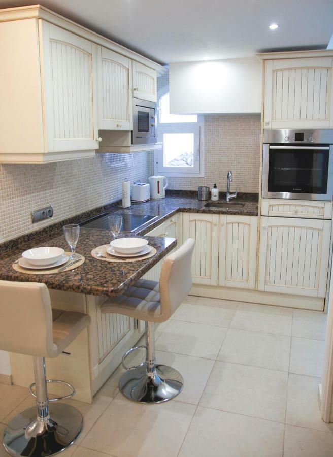 Luxury 1 Bedroom Next To The Casino * Marbella