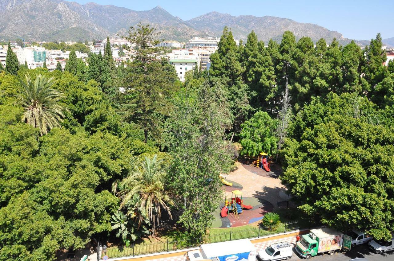 Apartamento 4-2, Edificio Eden Roc I