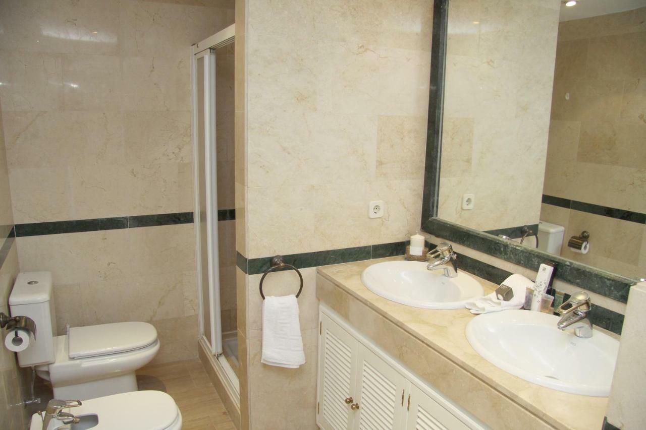Hacienda Playa Elviria 300 M Playa,jardin , 2 Hab ,marbella *