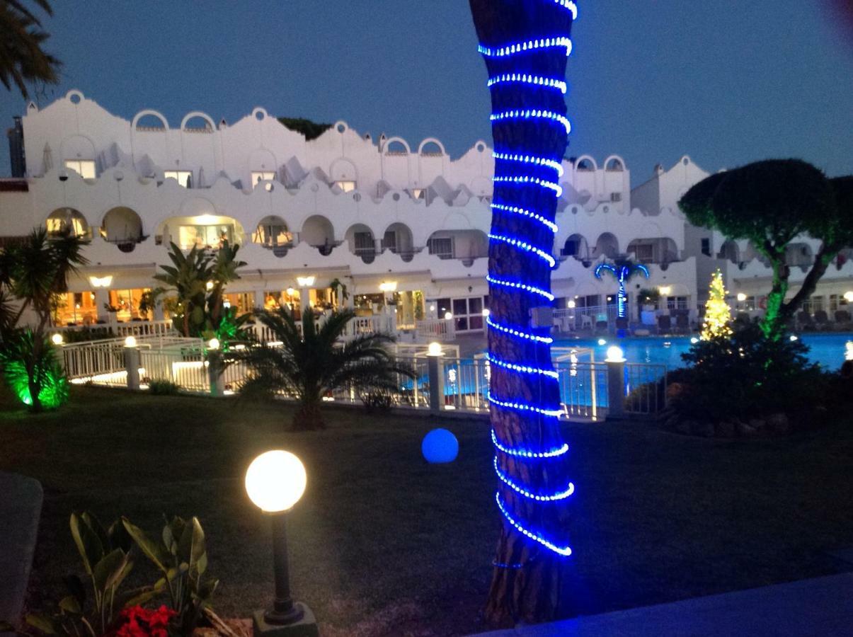 Holiday home Casa Soleada - Beautiful Villa, Corner By Pools, Facilities,full Kitchen, 3 Terraces, Internet Marbella