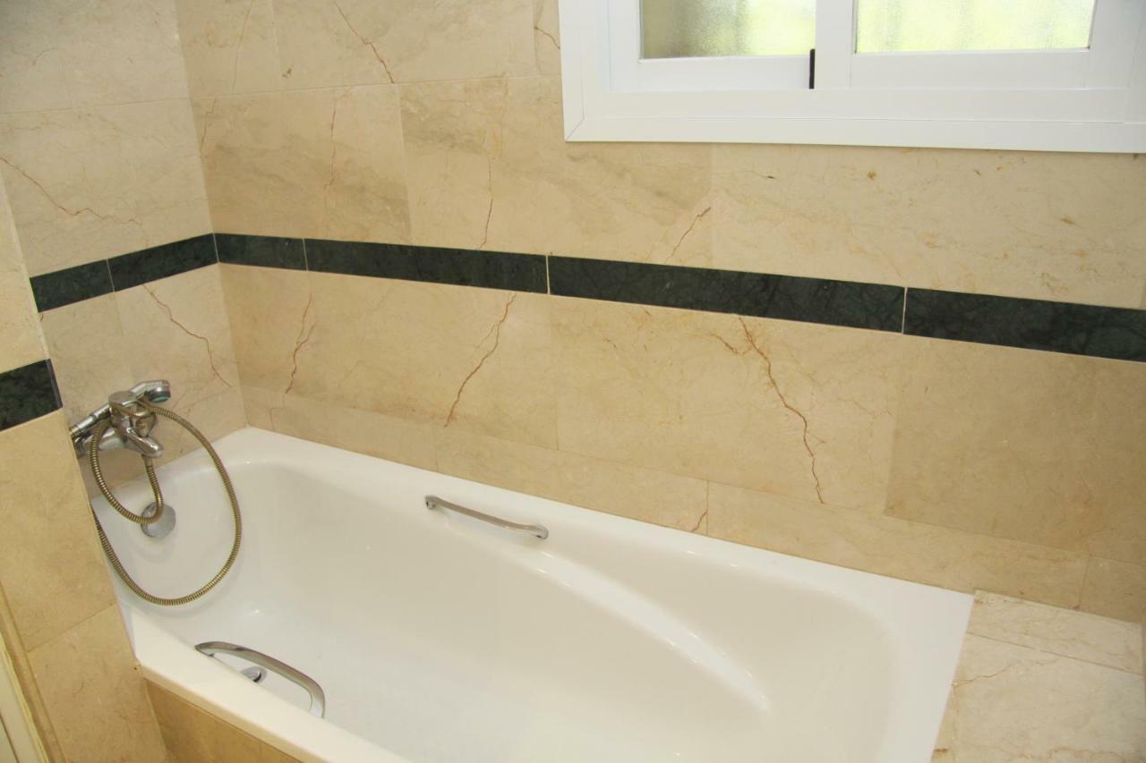Hacienda Playa Elviria 300 M Playa,jardin , 2 Hab ,marbella Apartamento