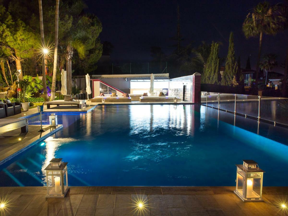 Issabella * Marbella
